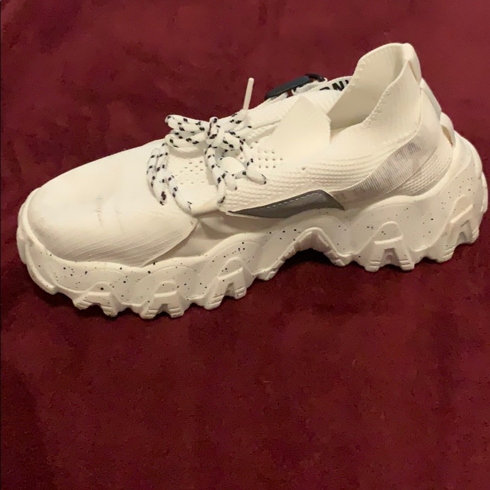 Cute Sports Shoes